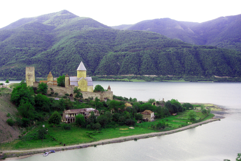 From Tbilisi: Kazbegi Private Day Trip Kazbegi Tour without Lunch