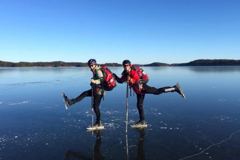 Stockholm: Einführung ins Schlittschuhlaufen auf Natur-Eis