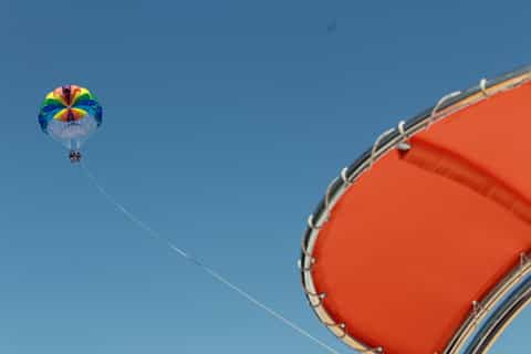 Albufeira: Parasailing Boat Trip
