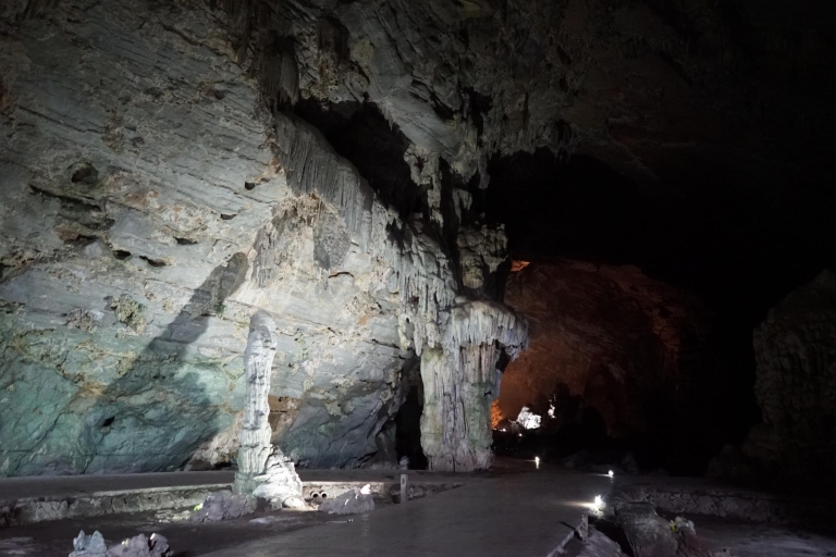 Taxco, grottes de Cacahuamilpa et Cuernavaca : visite d'une jounéeCircuit d'une journée complète à Taxco, aux grottes de Cacahuamilpa et à Cuernavaca