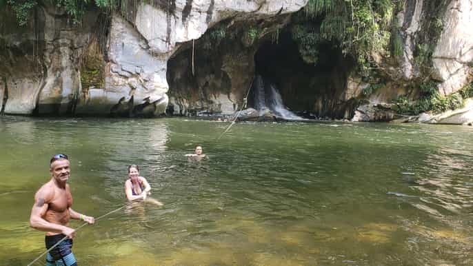 rio claro jungle river private tour from medellín