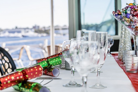 Sydney: Christmas Day Harbour Cruise
