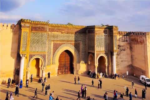 Fes: Day Trip to Meknes Volubilis and Moulay Idriss