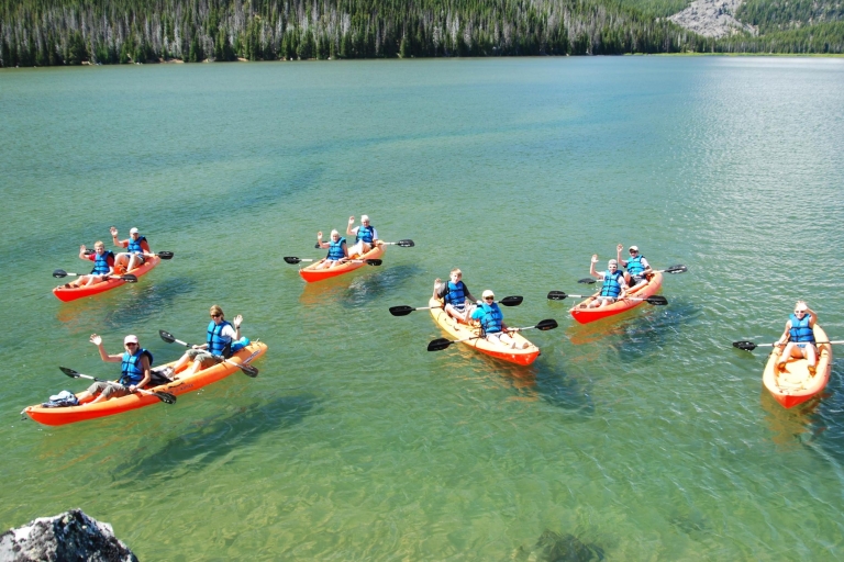 Bend: Tour de medio día en kayak por los lagos en cascada