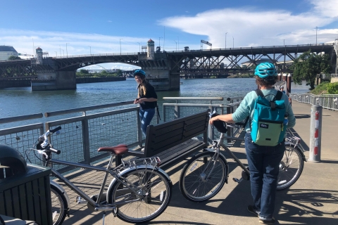Rower Portland: mosty, dzielnice, poezja i różeRower Portland: Mosty, pączki, parki i róże