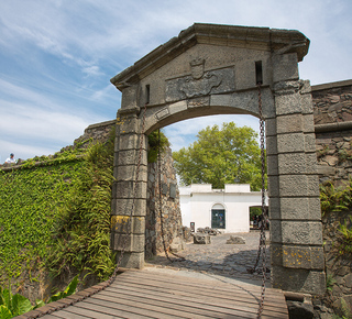 Colonia del Sacramento: Day Trips and Tours from Montevideo