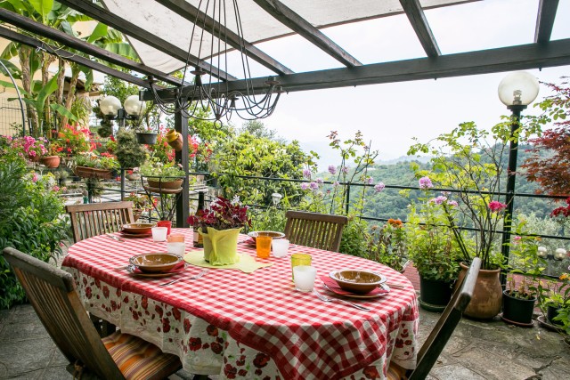 Visit Cefalù Dining Experience at a Local's Home in Cerda, Sicily, Italy