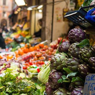 Assisi: Market Tour and Home Cooking Class with Meal