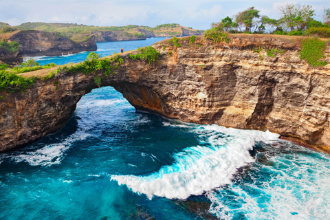 Desde Bali: tour en grupo pequeño de Nusa Penida occidental y snorkelTour privado con traslados al hotel