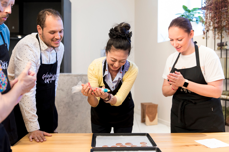 Paris: Macaron Class at Galeries Lafayette