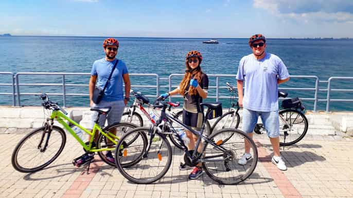 istanbul two sides of the city halfday bike tour