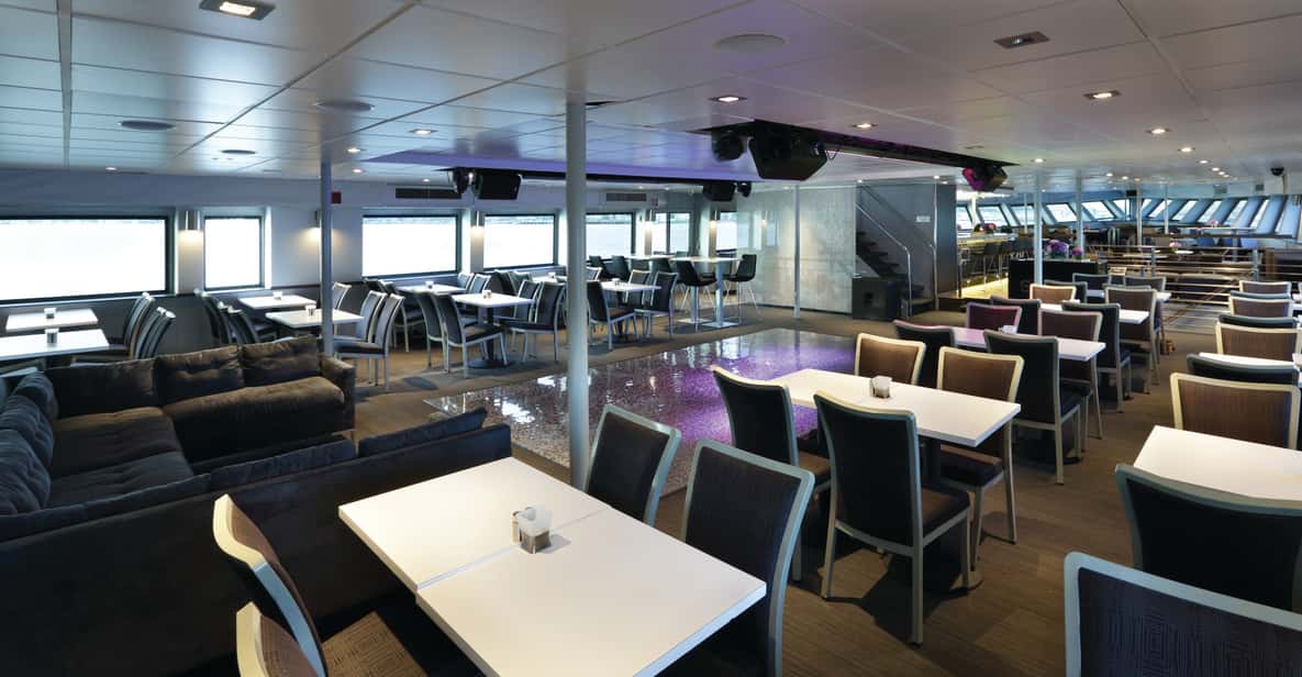 Boston: Buffet Lunch or Dinner Cruise on Boston Harbor