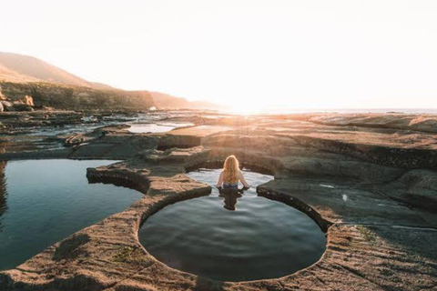 Sydney: Jednodniowa wycieczka do basenów Figure Eight Pools z wędrówką wzdłuż wybrzeża