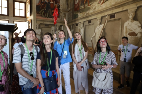 Tour de San Pedro y los Museos Vaticanos para grupos pequeños en ruso