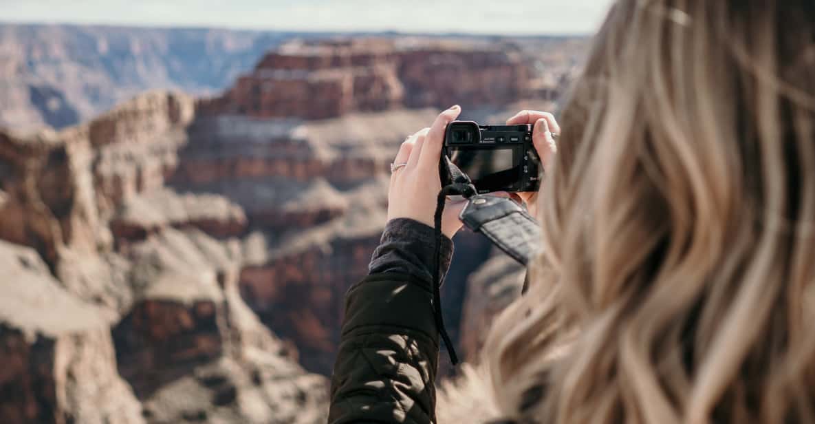 Las Vegas: Grand Canyon West Tour + Helicopter & Boat Ride
