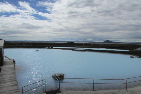 Akureyri: 4-Day Knitting Tour with the locals