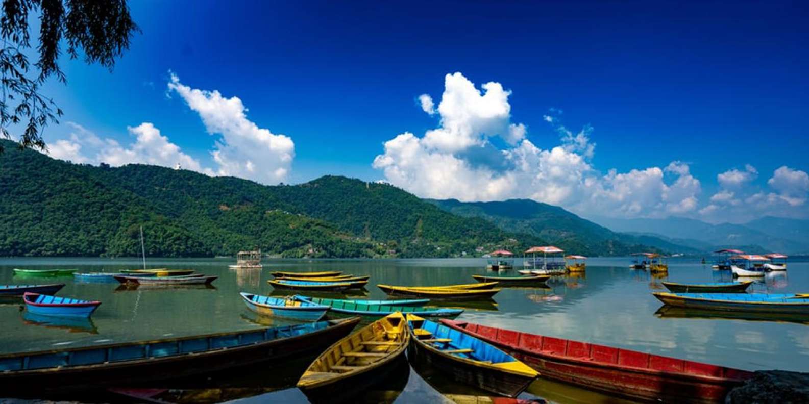 озеро фева непал