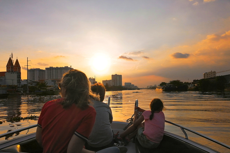 Ho Chi Minh City: Luxury Sunset Speedboat Tour with Cocktail