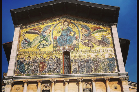 Lucca: 2-Hour City Center Walking Tour