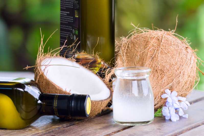 Ubud: Zajęcia z produkcji oleju kokosowego z pierwszego tłoczenia i wycieczka po targu