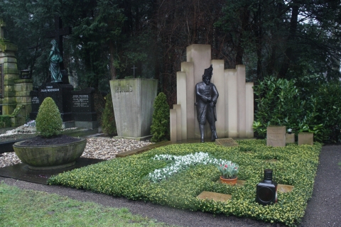 Keulen: Melaten Cemetery Rondleiding met gids - Beroemde persoonlijkheden