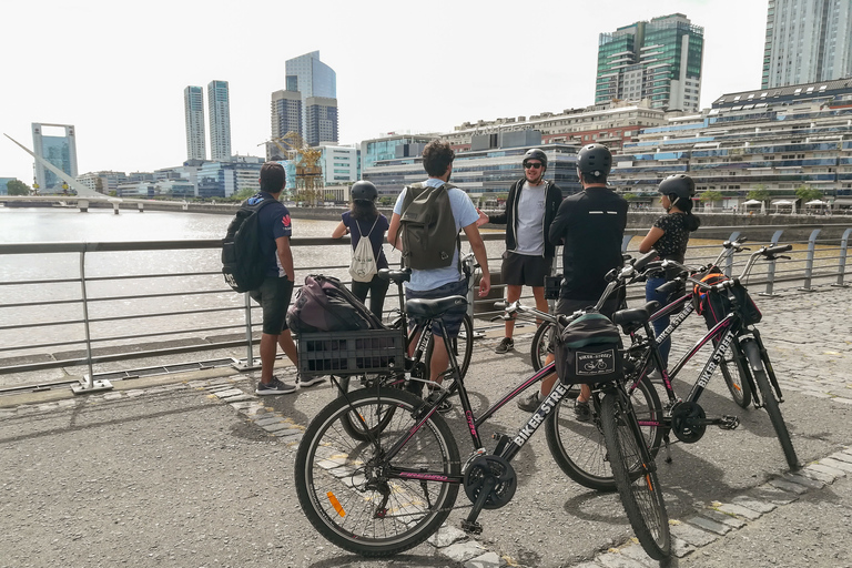 جولة بالدراجة ليوم كامل، تجربة طعام وثقافة، بحد أقصى 6 أشخاص