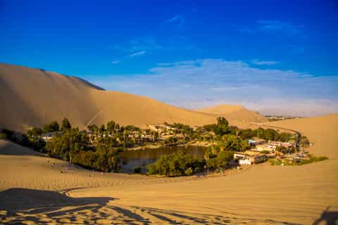 excursão ao oásis de huacachina saindo de paracas ou pisco