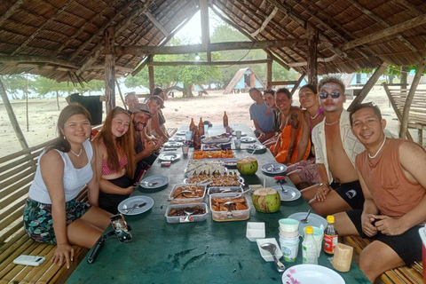PALAWAN: Excursão pelas ilhas de Balabac com refeições em pensão completa