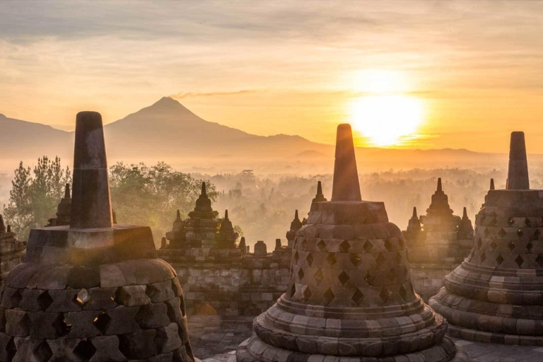 Das Beste von Yogyakarta: Private Tagestour nach MaßBest of Yogyakarta auf Englisch
