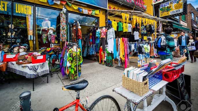 toronto 2hour kensington market chinatown walking tour