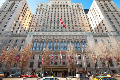 Toronto: 2-Hour Downtown Walking Tour