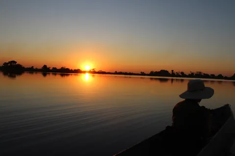 Okavango Delta: Mokoro Day Tour