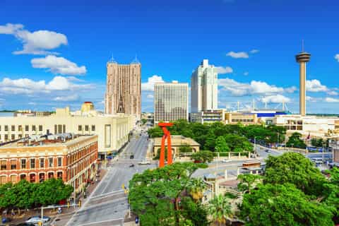 San Antonio: Tower of Americas, River Walk Cruise & Bus Tour