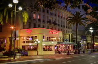 Nizza: Menü im Hard Rock Café ohne Wartezeit