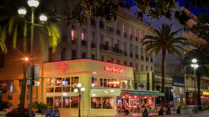 nice hard rock café skiptheline meal