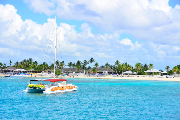 Catalina Island: All-Inclusive Boat Excursion Punta Cana: Catalina Island, an all-inclusive boat excursion