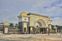 Kuala Lumpur, halve dag stadstour - Housity