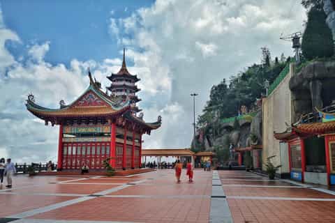 Kuala Lumpur: Genting Highlands & Batu Caves Shared Day Tour