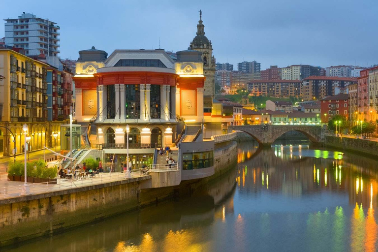 Bilbao: klassieke en moderne begeleide wandeltocht met PintxosBilbao: klassieke en moderne tour in het Frans