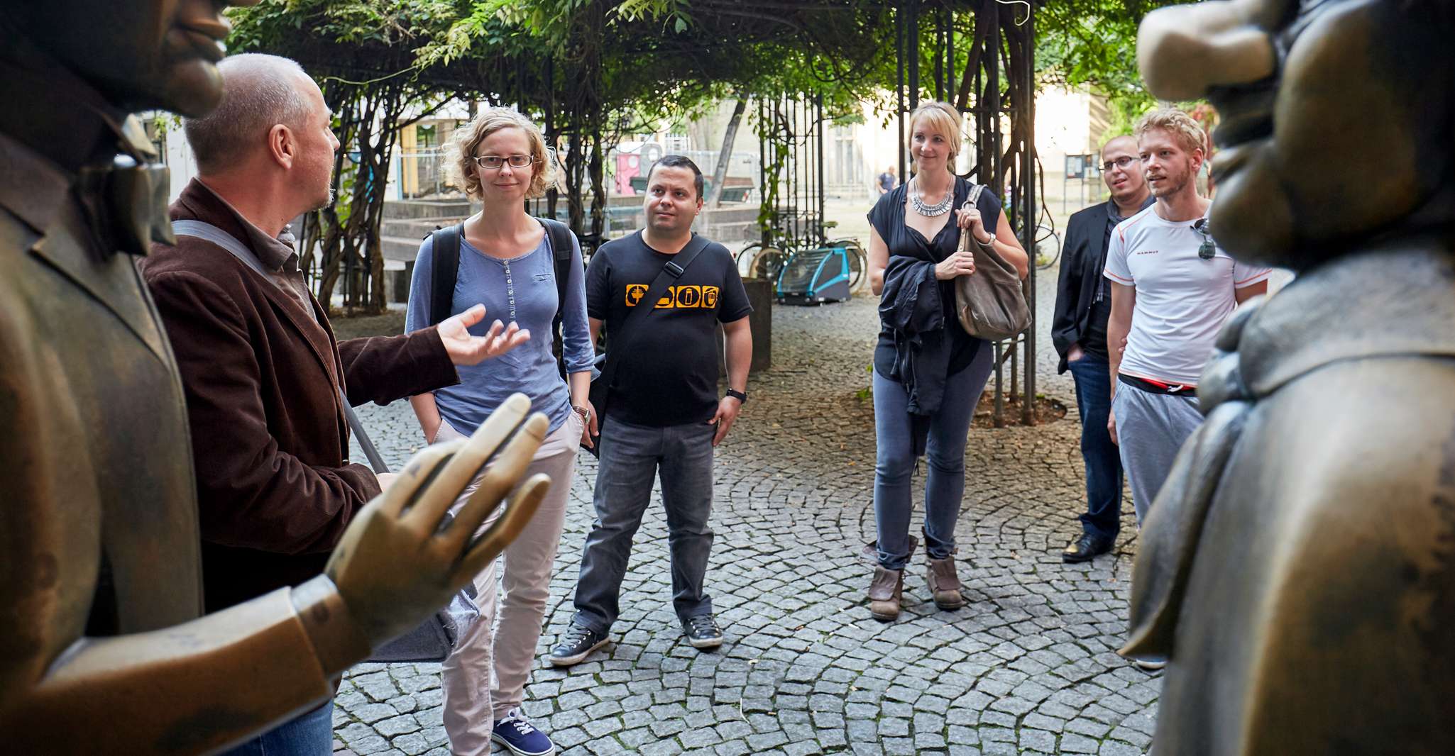 Köln, Histories & Tipik Köln - Hizvo