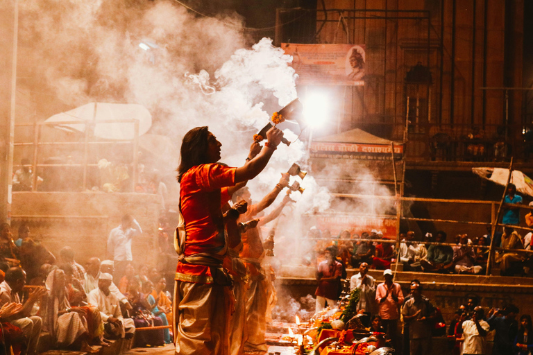 Varanasi: Ganztagestour mit Bootsfahrt &amp; Sarnath-Erkundung