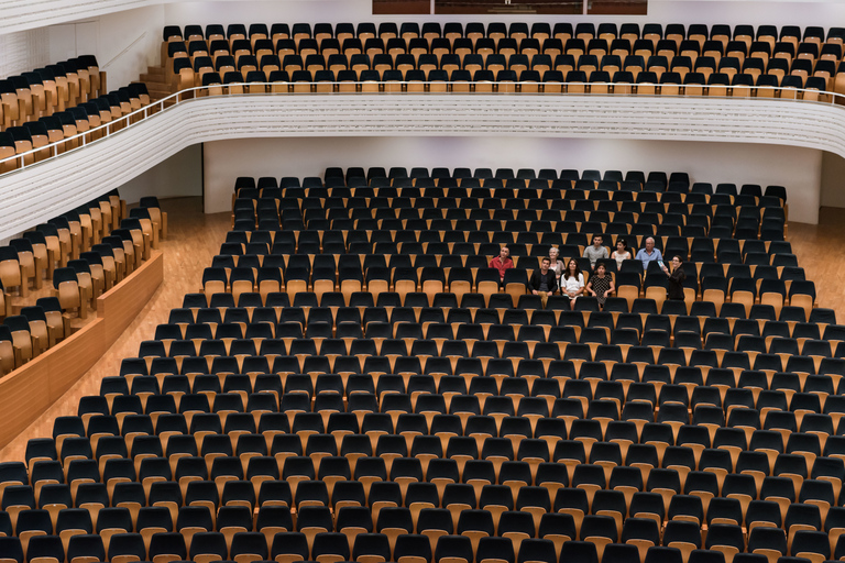 Lucerne: Culture & Congress Centre Behind the Scenes Tour German Tour