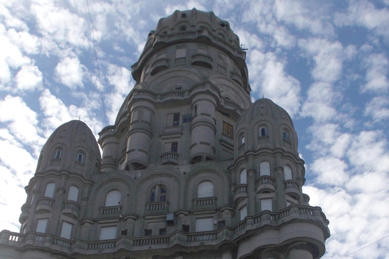 Montevideo: entrada oficial al Palacio Salvo con tour guiado