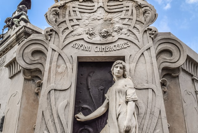 Visit Buenos Aires La Recoleta Cemetery Guided Tour in English in Recoleta, Buenos Aires