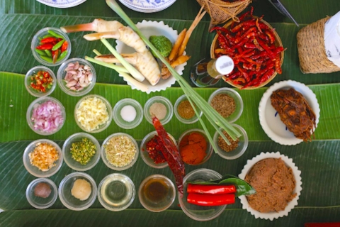 Bangkok: Blue Elephant Thai Cooking ClassHalve dag ochtendles