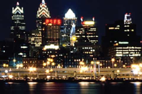 Philadelphia: Buffet Lunch or Dinner Cruise with Music