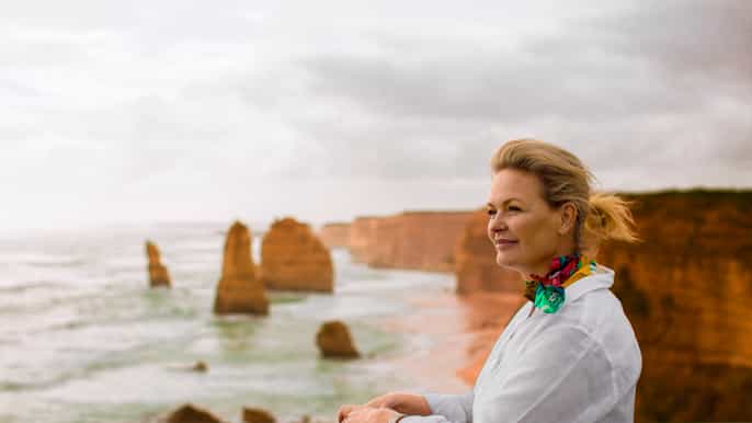 from melbourne great ocean road 12 apostles full day tour