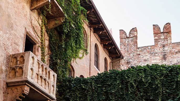 de venise visitez vérone pour le tour du vin damarone