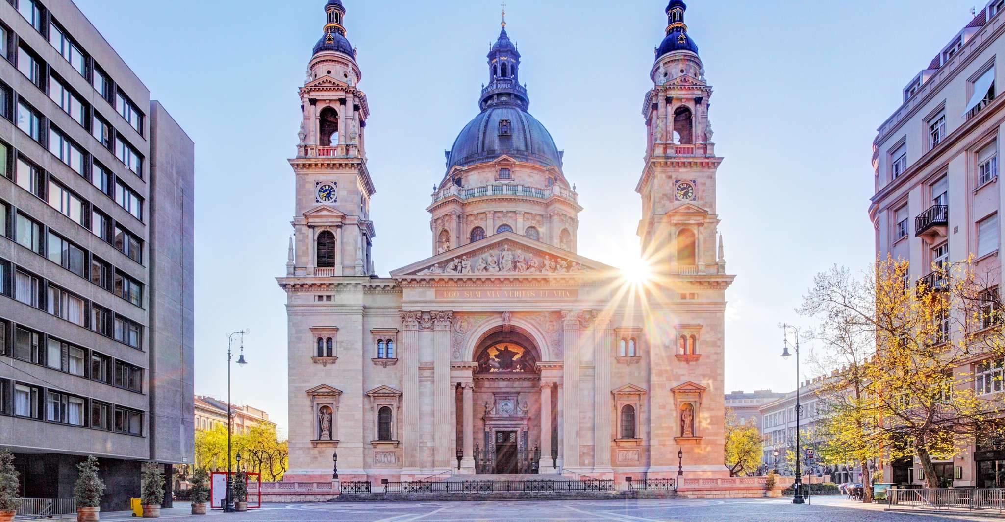 Budapest, St Stephen's Basilica Tour - Housity