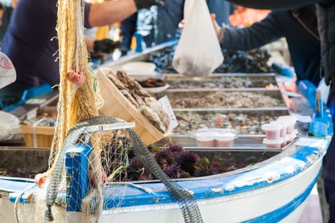 Ischia: Market Tour and 4-Course Meal